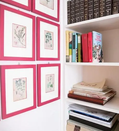 Classy Spacious Close To St.mark Square Венеция