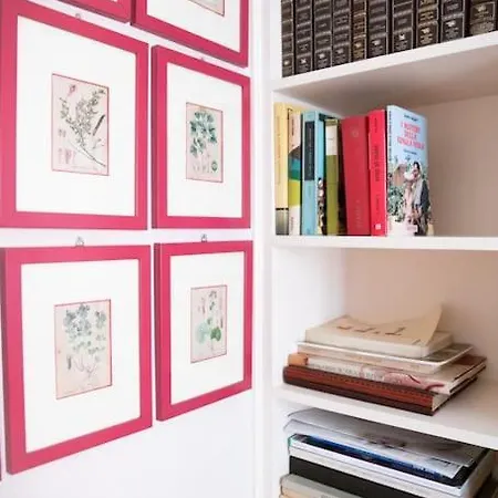 Classy Spacious Close To St.mark Square Venice